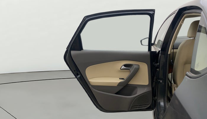 2016 Volkswagen Vento HIGHLINE 1.6 MPI, Petrol, Manual, 80,398 km, LHS Rear Door