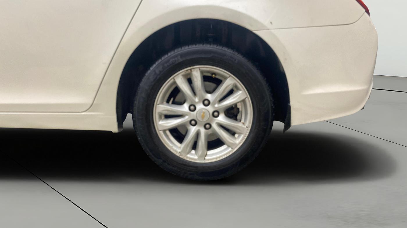 2015 Chevrolet Cruze LTZ, Diesel, Manual, 75,611 km, Left Rear Wheel