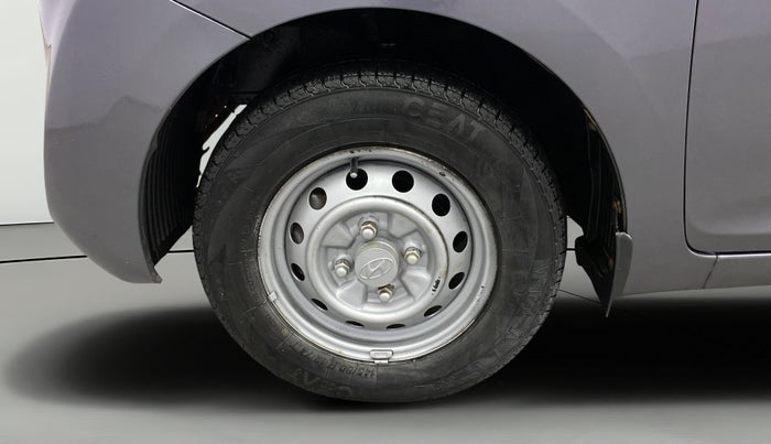 2015 Hyundai Eon ERA +, Petrol, Manual, 73,684 km, Left Front Wheel