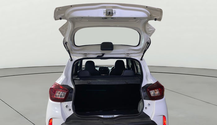 2024 Renault Kwid RXT 1.0 AMT, Petrol, Automatic, 10,574 km, Boot Open Zoomed View