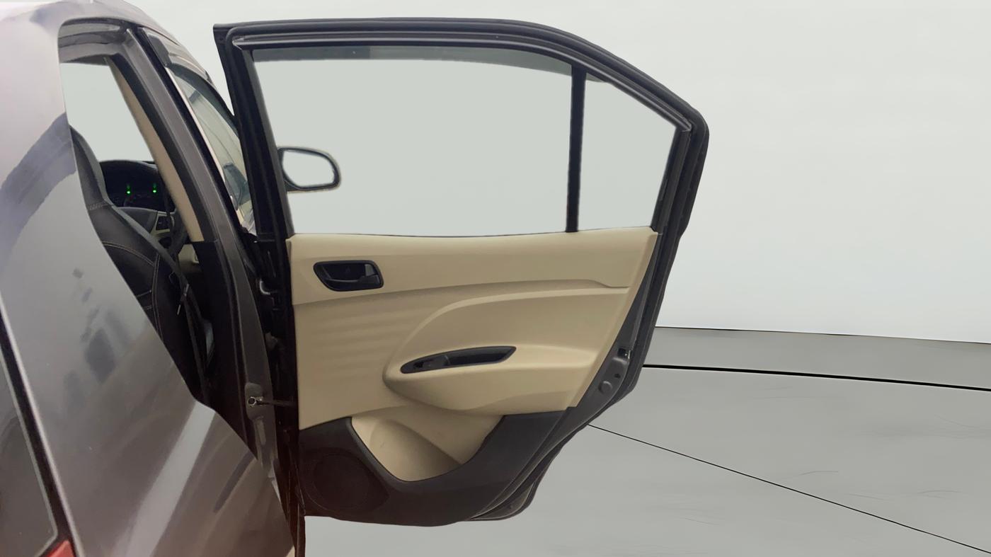 2021 Hyundai NEW SANTRO MAGNA, Petrol, Manual, 59,200 km, RHS Rear Door