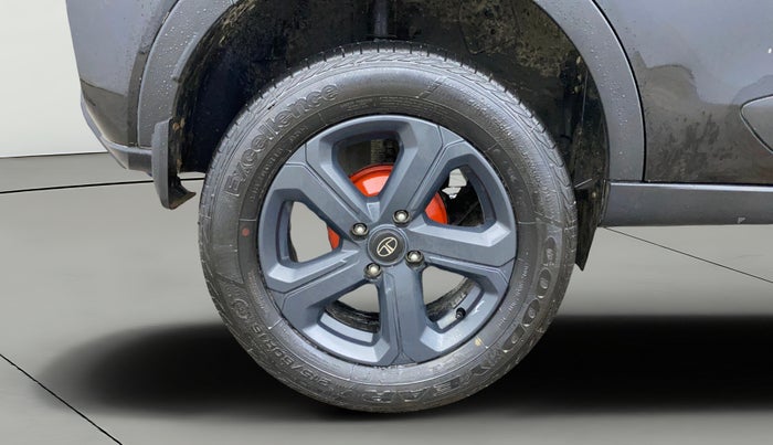 2023 Tata NEXON XZ PLUS LUX SUNROOF DARK PETROL, Petrol, Manual, 19,280 km, Right Rear Wheel