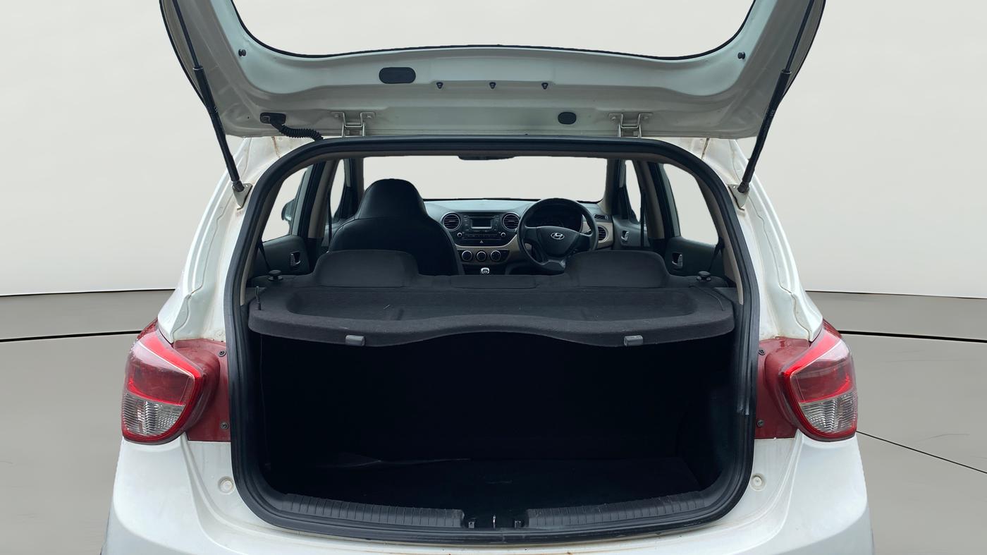 2014 Hyundai Grand i10 SPORTZ 1.2 KAPPA VTVT, Petrol, Manual, 44,102 km, Boot Open Zoomed View