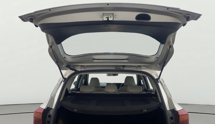 2022 KIA SELTOS HTX PETROL 1.5, Petrol, Manual, 26,183 km, Boot Door Open