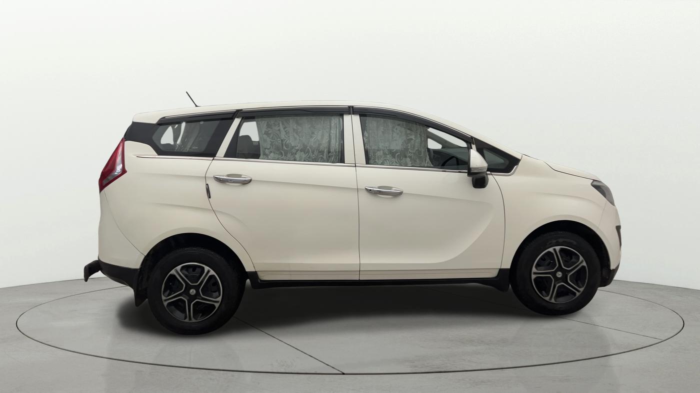 2019 Mahindra MARAZZO M4 7 STR, Diesel, Manual, 71,260 km, Right Side View