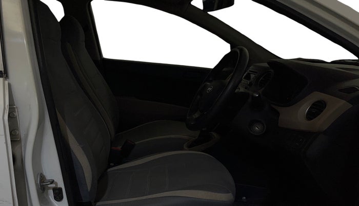 2016 Hyundai Grand i10 MAGNA AT 1.2 KAPPA VTVT, Petrol, Automatic, 54,688 km, Right Side Front Door Cabin