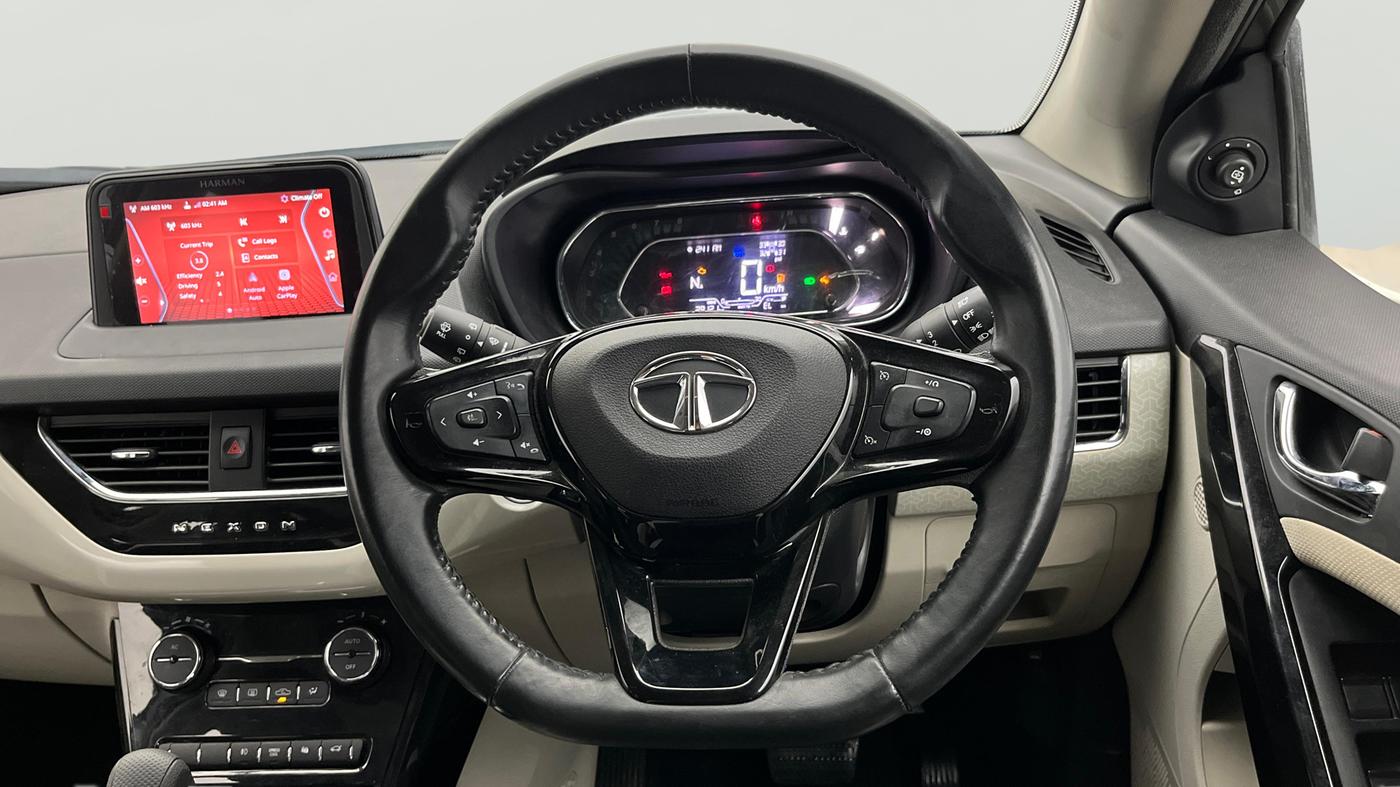 2022 Tata NEXON XZA PLUS SUNROOF PETROL, Petrol, Automatic, 29,069 km, Steering Wheel Close Up