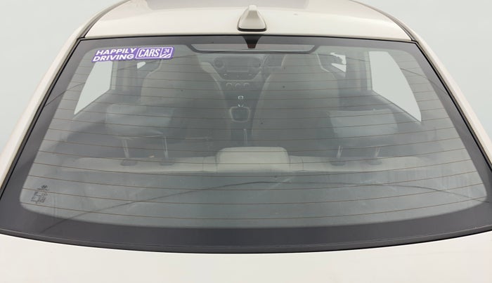 2017 Hyundai Xcent SX 1.2, CNG, Manual, 78,345 km, Rear Windshield