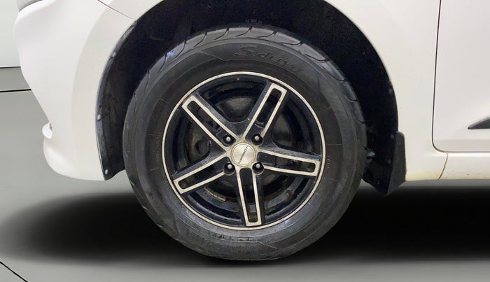 2014 Hyundai Elite i20 SPORTZ 1.2, Petrol, Manual, 54,215 km, Left Front Wheel