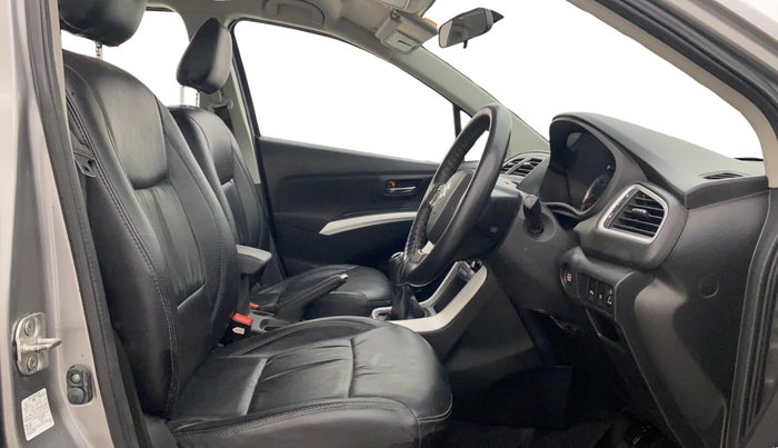 2016 Maruti S Cross ZETA 1.3, Diesel, Manual, 52,789 km, Right Side Front Door Cabin