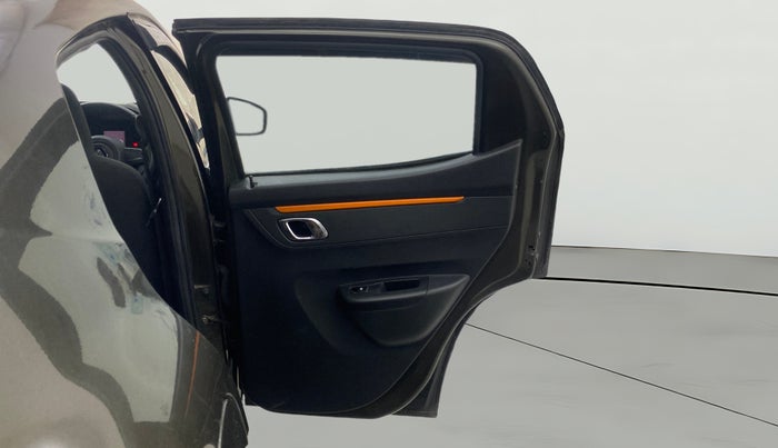 2019 Renault Kwid CLIMBER 1.0 AMT (O), Petrol, Automatic, 68,441 km, RHS Rear Door