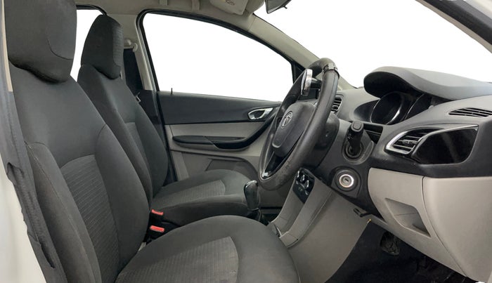 2018 Tata Tiago XZ PETROL, Petrol, Manual, 96,633 km, Right Side Front Door Cabin