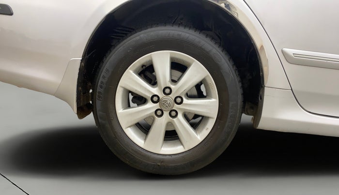 2014 Toyota Corolla Altis G PETROL, Petrol, Manual, 94,763 km, Right Rear Wheel