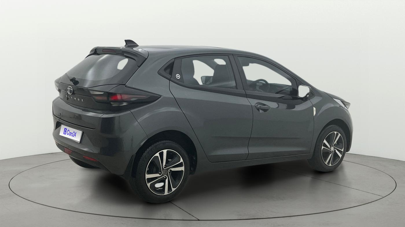 2023 Tata ALTROZ XZA + SUNROOF, Petrol, Automatic, 32,423 km, Right Back Diagonal
