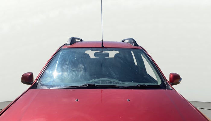 2014 Renault Duster 110 PS RXL ADVENTURE, Diesel, Manual, 1,09,872 km, Front Windshield