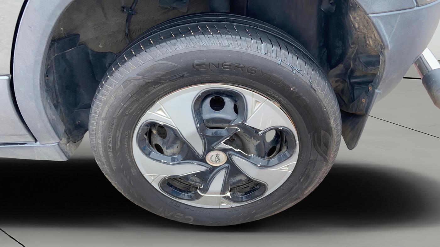 2025 Tata PUNCH PURE MT, Petrol, Manual, 34,594 km, Left Rear Wheel