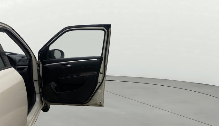 2013 Maruti Swift VDI, Diesel, Manual, 88,028 km, RHS Front Door