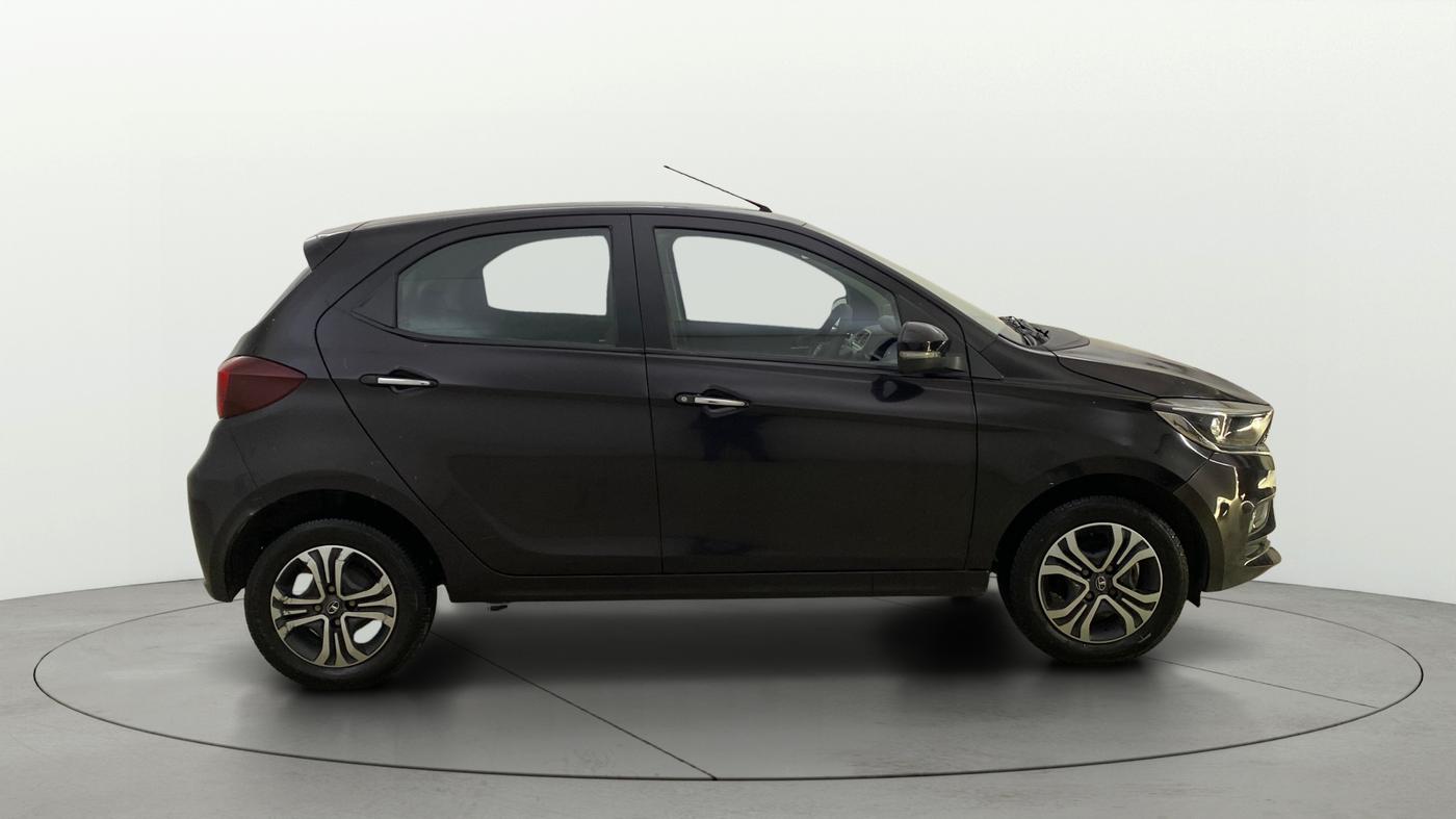 2022 Tata Tiago XZ PLUS CNG, CNG, Manual, 21,445 km, Right Side View