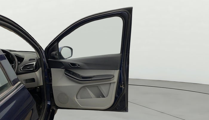 2021 Tata Tiago XT (O) PETROL, Petrol, Manual, 67,784 km, RHS Front Door