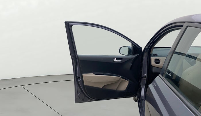 2017 Hyundai Xcent SX 1.2, Petrol, Manual, 63,357 km, LHS Front Door