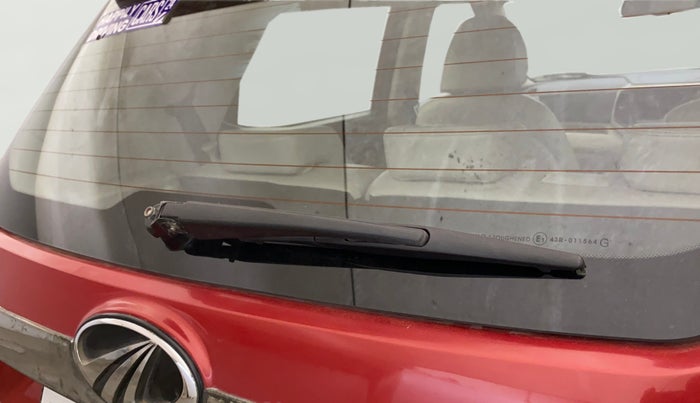 2019 Mahindra XUV300 W8 (O) 1.2 PETROL, Petrol, Manual, 64,322 km, Rear Wiper