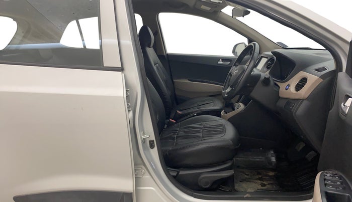 2017 Hyundai Grand i10 ASTA 1.2 KAPPA VTVT, Petrol, Manual, 31,302 km, Right Side Front Door Cabin