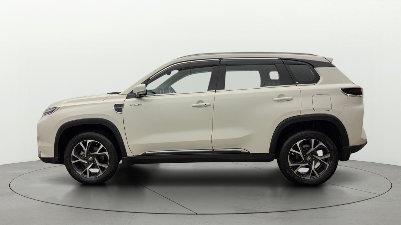 2024 Toyota URBAN CRUISER HYRYDER V HYBRID, Hybrid, Automatic, 30,657 km, Left Side