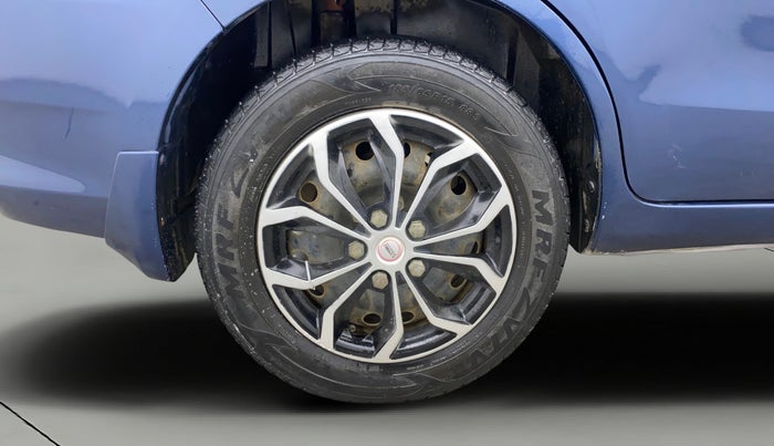 2018 Maruti Ertiga VXI, Petrol, Manual, 57,983 km, Right Rear Wheel