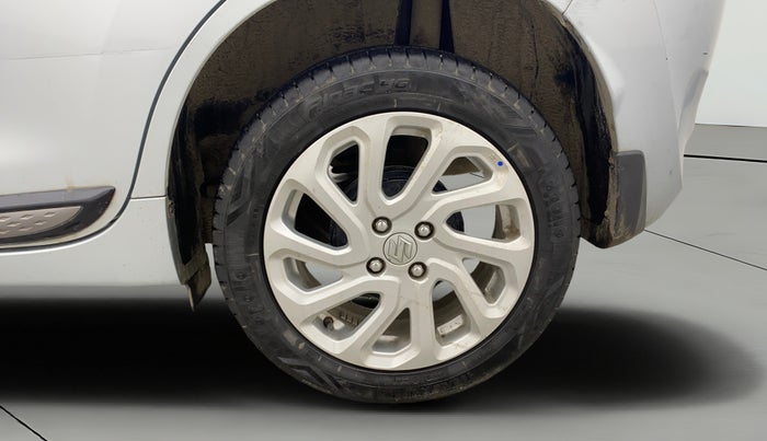 2022 Maruti Baleno ZETA PETROL 1.2, Petrol, Manual, 30,402 km, Left Rear Wheel