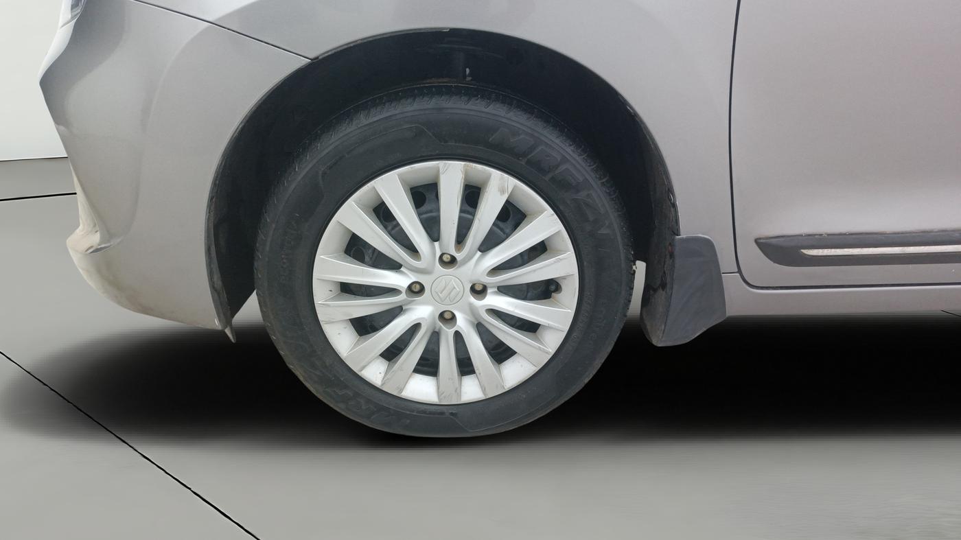 2021 Maruti Baleno DELTA PETROL 1.2, Petrol, Manual, 49,791 km, Left Front Wheel