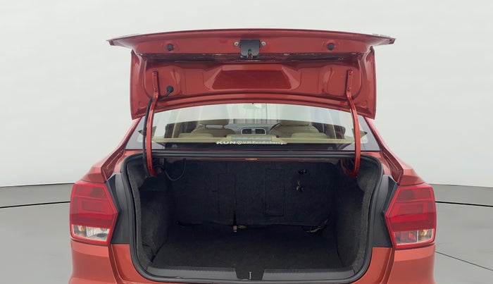 2019 Volkswagen Ameo HIGHLINE PLUS 1.5L AT 16 ALLOY, Diesel, Automatic, 1,11,009 km, Boot Open Zoomed View