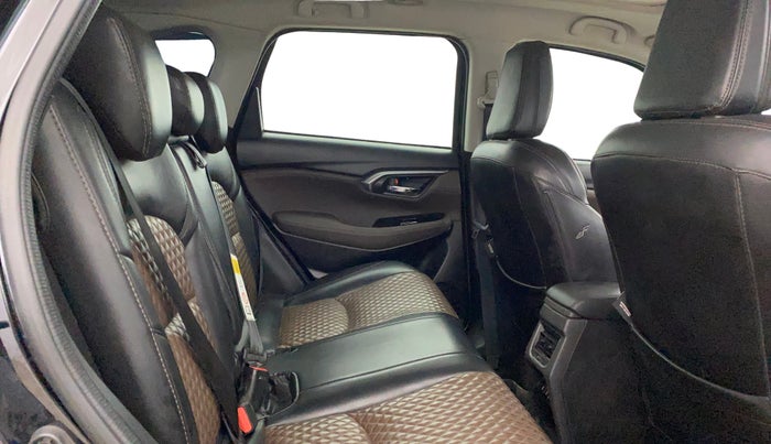 2023 Toyota URBAN CRUISER HYRYDER G HYBRID, Hybrid, Automatic, 55,187 km, Right Side Rear Door Cabin