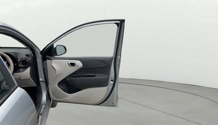 2023 Hyundai AURA SX PLUS 1.2 AMT, Petrol, Automatic, 22,764 km, RHS Front Door