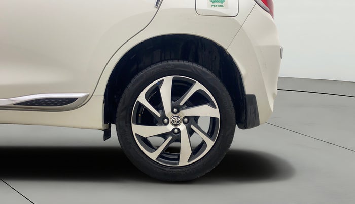 2023 Toyota Glanza V AMT, Petrol, Automatic, 30,032 km, Left Rear Wheel