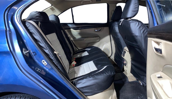 2018 Maruti Ciaz ALPHA 1.4 PETROL, Petrol, Manual, 49,622 km, Right Side Rear Door Cabin