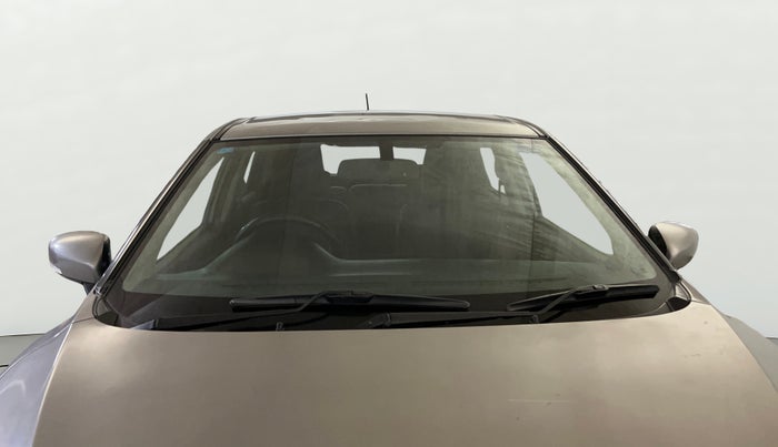 2016 Maruti Baleno ALPHA PETROL 1.2, Petrol, Manual, 65,227 km, Front Windshield