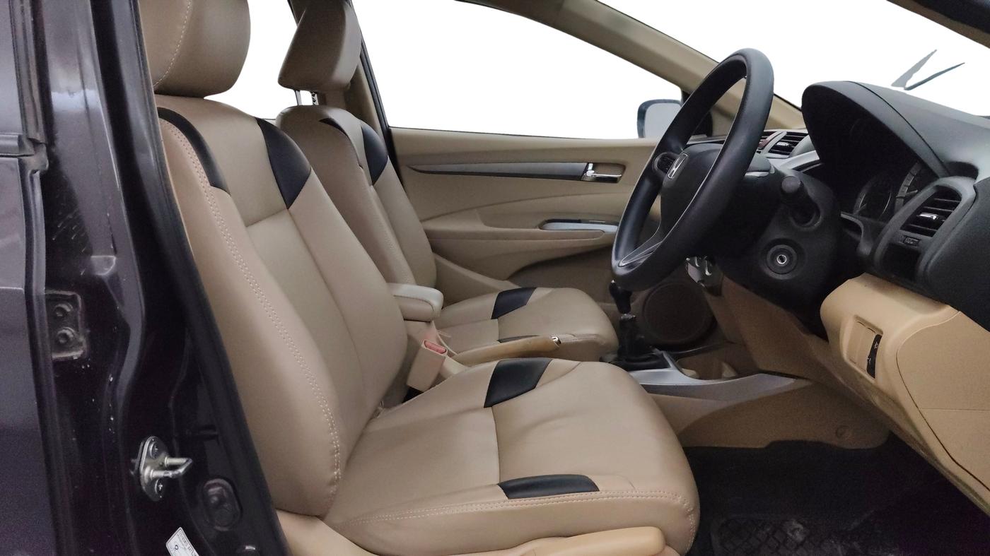 2013 Honda City 1.5L I-VTEC V MT, Petrol, Manual, 75,311 km, Right Side Front Door Cabin