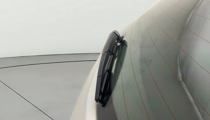 2017 Hyundai Creta SX PLUS 1.6 PETROL, Petrol, Manual, 1,29,390 km, Rear Wiper