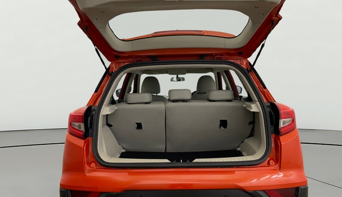 2019 Mahindra XUV300 W6 1.2 PETROL, Petrol, Manual, 86,895 km, Boot Open Zoomed View