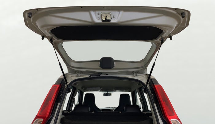 2021 Maruti New Wagon-R LXI CNG 1.0, CNG, Manual, 28,041 km, Boot Door Open