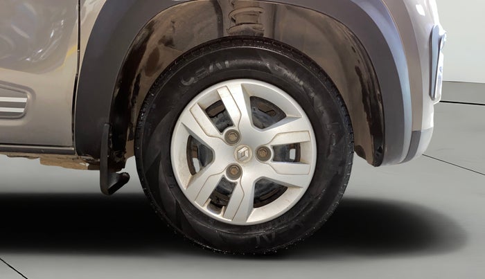 2018 Renault Kwid RXT 1.0 AMT (O), Petrol, Automatic, 14,764 km, Right Front Wheel