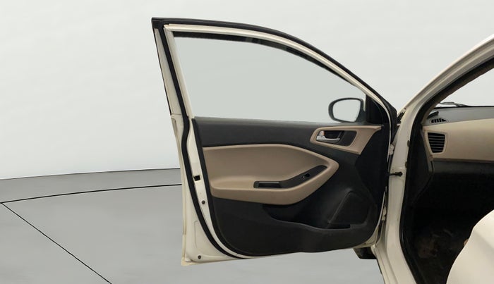 2015 Hyundai Elite i20 MAGNA 1.2, Petrol, Manual, 1,03,806 km, LHS Front Door