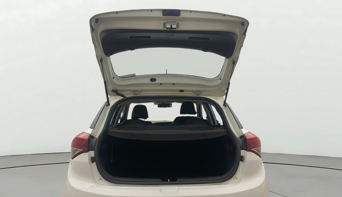 2017 Hyundai Elite i20 ASTA 1.2, Petrol, Manual, 65,290 km, Boot Door Open