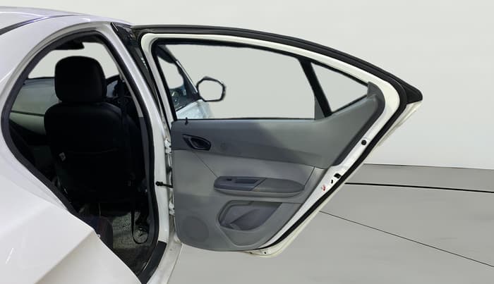 2022 Tata TIGOR XZ PETROL, CNG, Manual, 45,644 km, RHS Rear Door