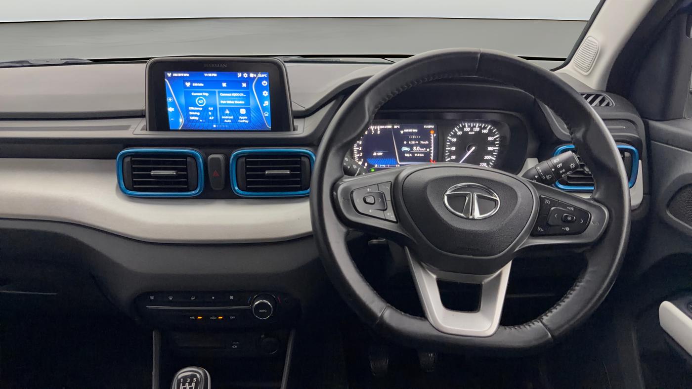 2023 Tata PUNCH CREATIVE  1.2 RTN DUAL TONE, Petrol, Manual, 28,441 km, Steering Wheel Close Up