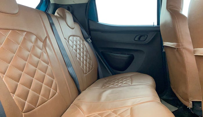 2020 Renault Kwid RXT 1.0 AMT (O), Petrol, Automatic, 24,141 km, Right Side Rear Door Cabin