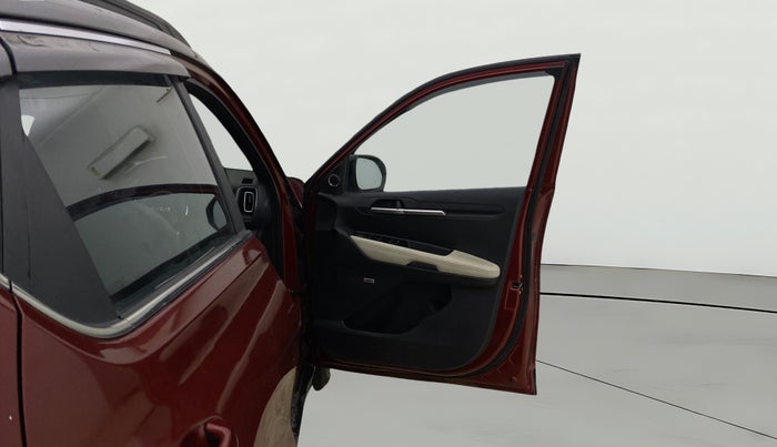 2024 KIA SONET GTX Plus 1.5 Diesel AT Dual Tone, Diesel, Automatic, 15,868 km, RHS Front Door