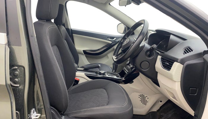 2022 Tata NEXON XZA PLUS (HS) PETROL, Petrol, Automatic, 31,173 km, Right Side Front Door Cabin
