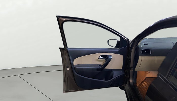 2018 Volkswagen Ameo HIGHLINE PLUS 1.0L 16 ALLOY, Petrol, Manual, 8,343 km, LHS Front Door