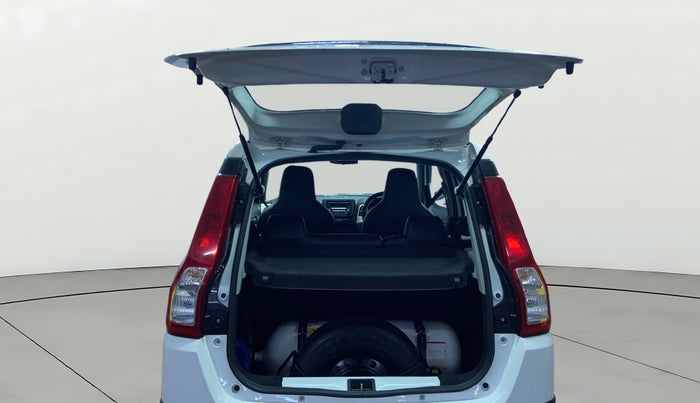 2024 Maruti New Wagon-R VXI CNG 1.0, CNG, Manual, 31,650 km, Boot Door Open